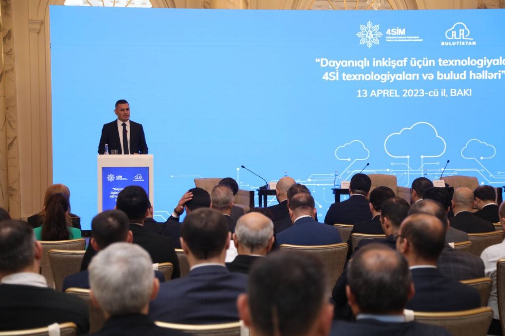 “Dayanıqlı inkişaf üçün texnologiyalar: 4 SİM texnoloqiyaları və bulud həlləri” mövzusunda tədbir keçirilmişdir.