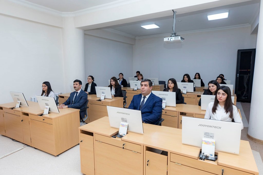 “Heydər Əliyev ili” çərçivəsində mühəndis-proqramçılar və tələbələr üçün vebinar keçirilib